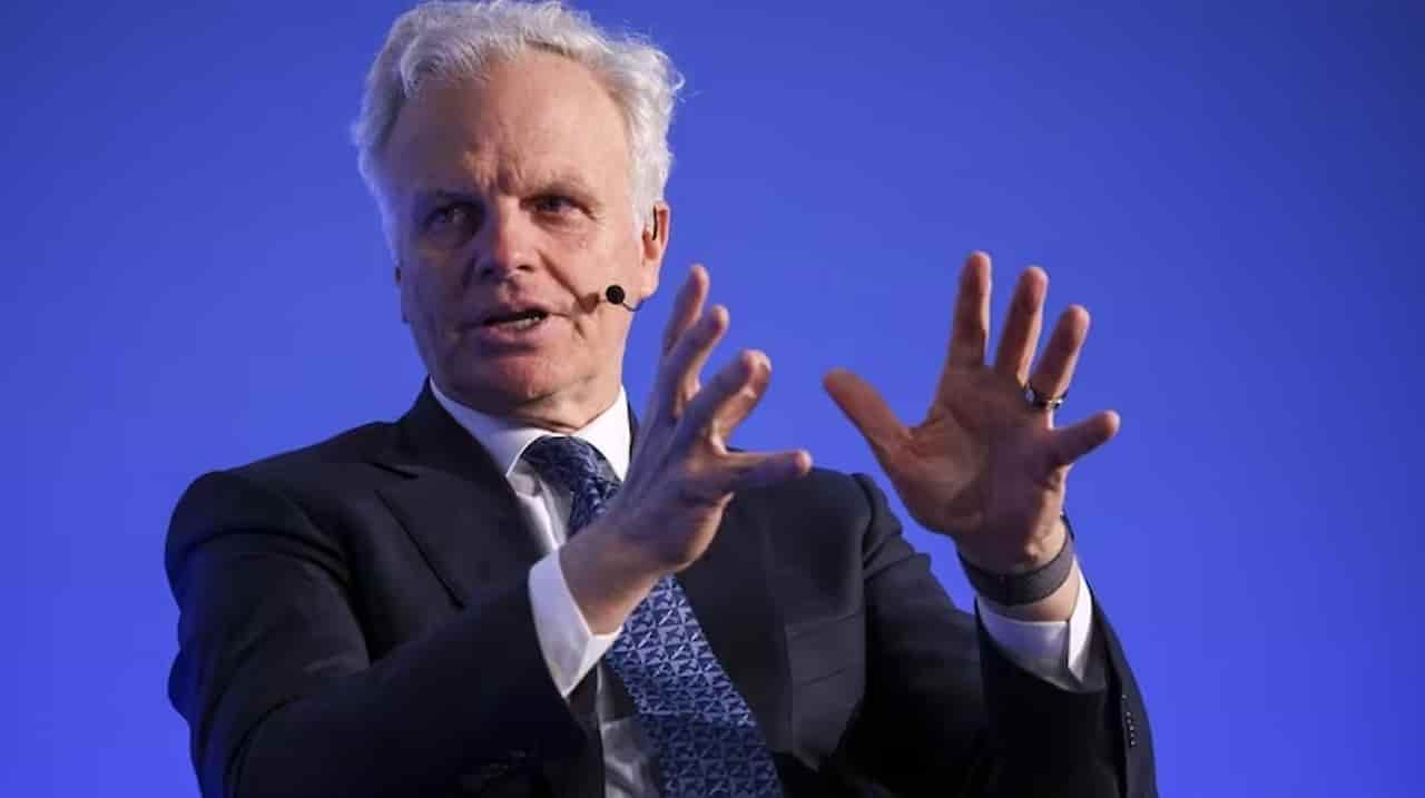 David Neeleman Net Worth, Wiki, Personal Life, Education, Challenges,  Facts, and Everything - The Bulletin Time